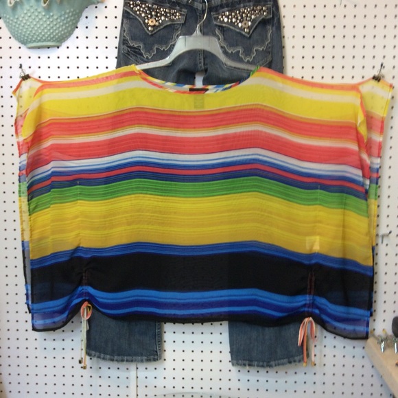 Apostrophe Woman’s Sheer Poncho Style Top SZ Medium Sheer SALE ❗️ - Picture 4 of 8